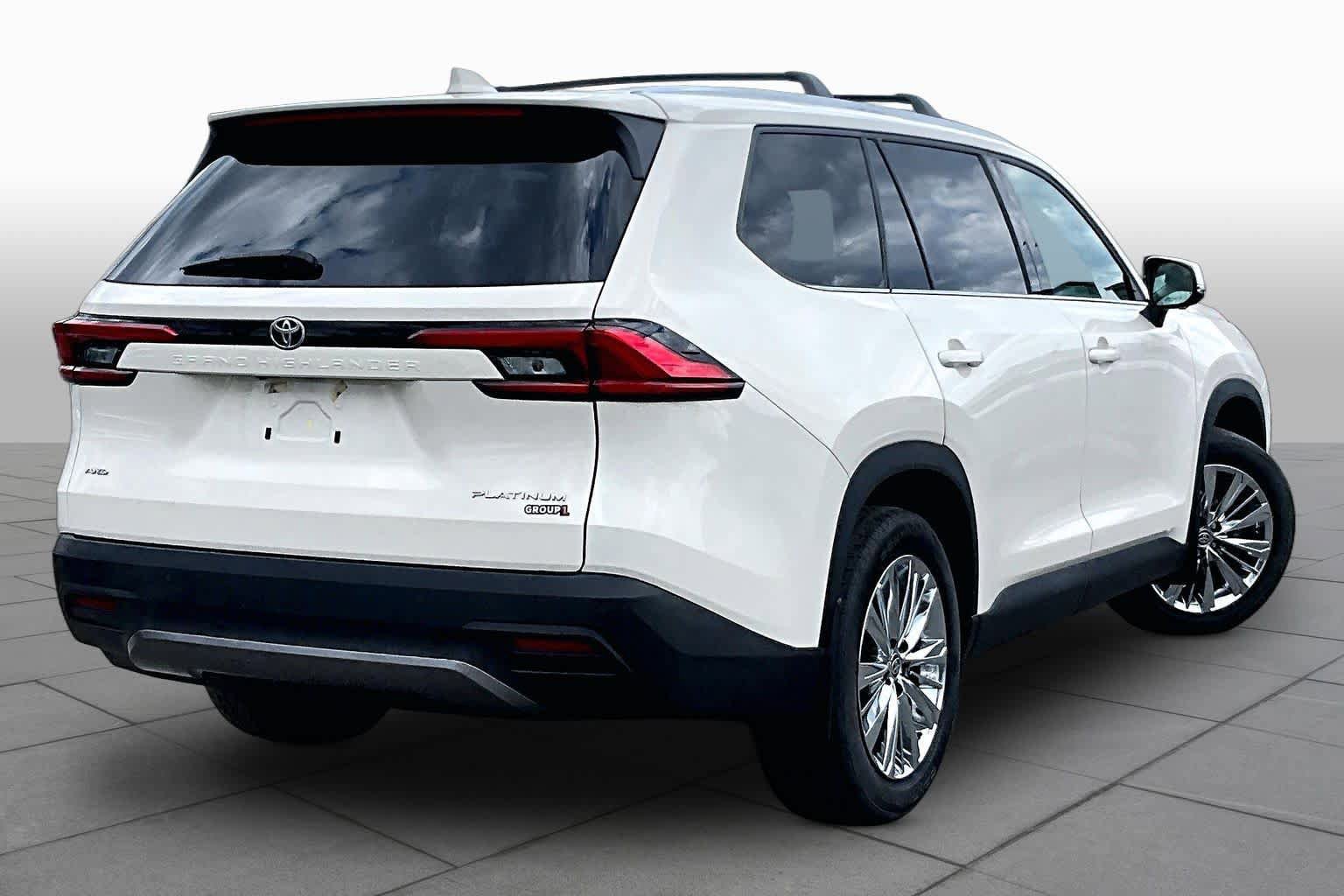 Used 2024 Toyota Grand Highlander Platinum image 13
