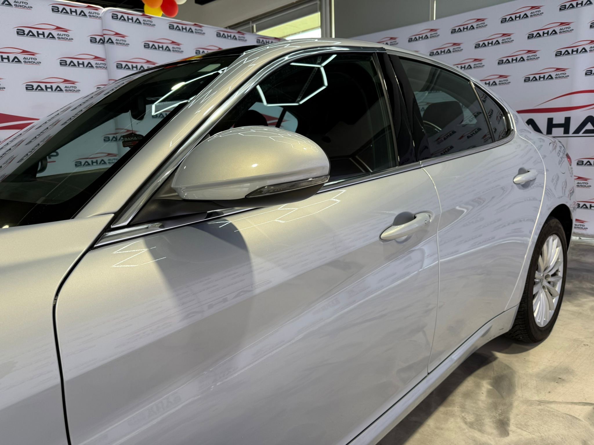 Used 2021 Alfa Romeo Giulia Sprint w/ Sun & Sound Package image 38