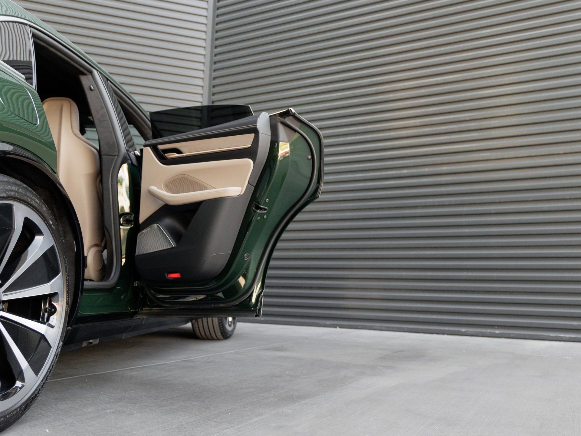 New 2024 Porsche Macan Turbo Electric image 34