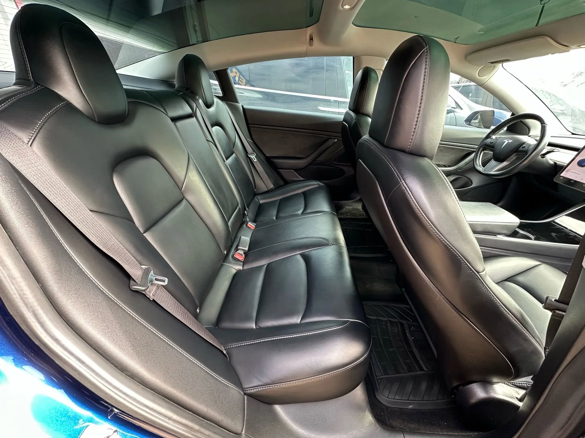 Used 2019 Tesla Model 3 Standard Range Plus image 14