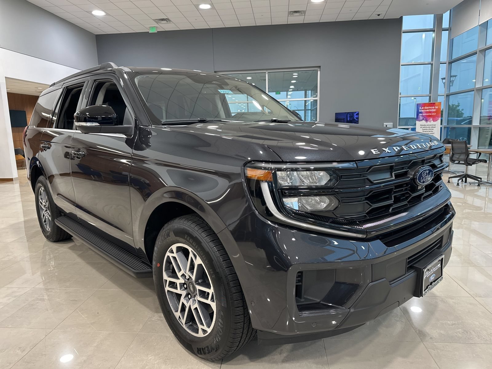 New 2025 Ford Expedition Active RWD 360° Tour