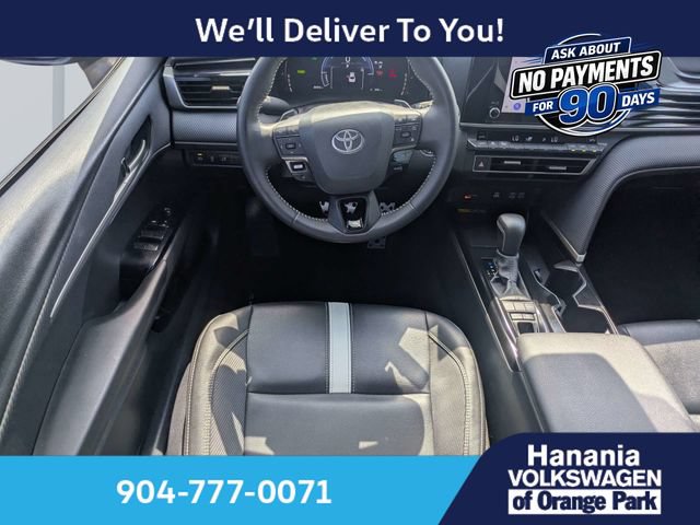Used 2025 Toyota Camry SE w/ Convenience Package FWD image 15