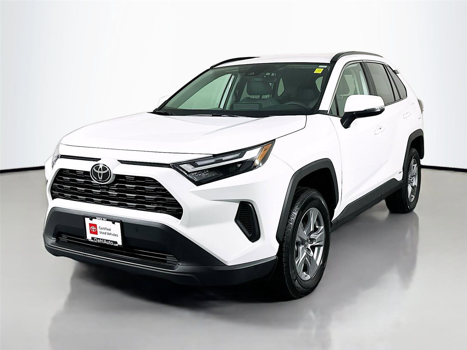 Certified 2025 Toyota RAV4 XLE image 3