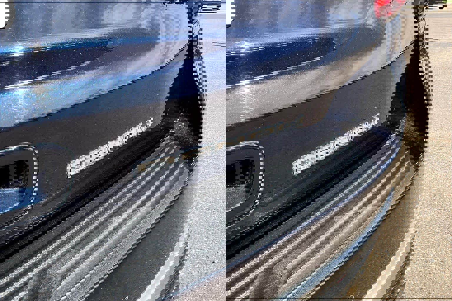 Used 2023 GMC Yukon XL Denali image 10