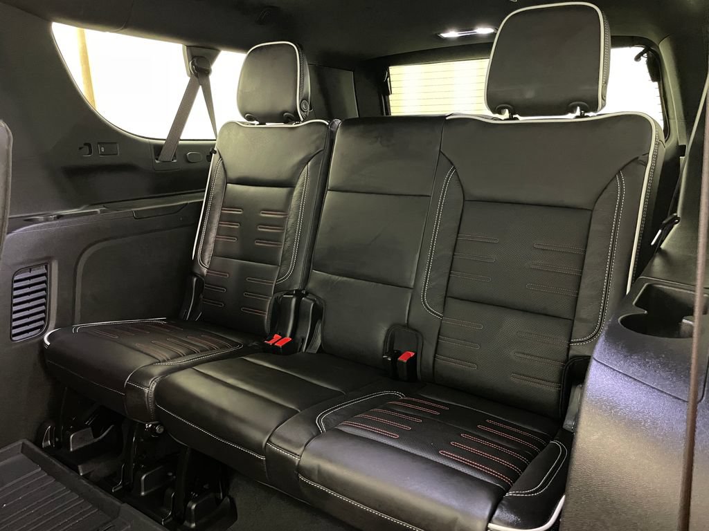 Used 2026 GMC Yukon XL AT4 Ultimate w/ LPO, Floor Liner Package AWD/4WD image 19