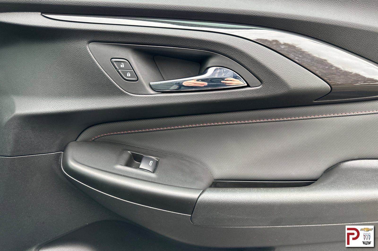 Certified 2021 Chevrolet TrailBlazer RS w/ Sun and Liftgate Package image 21