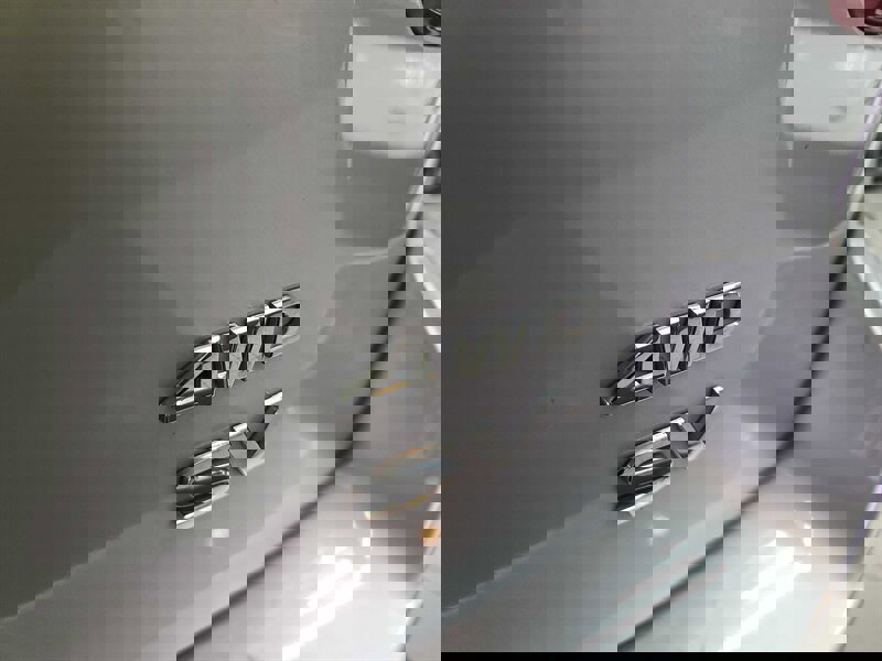 Used 2017 Nissan Pathfinder SV image 33