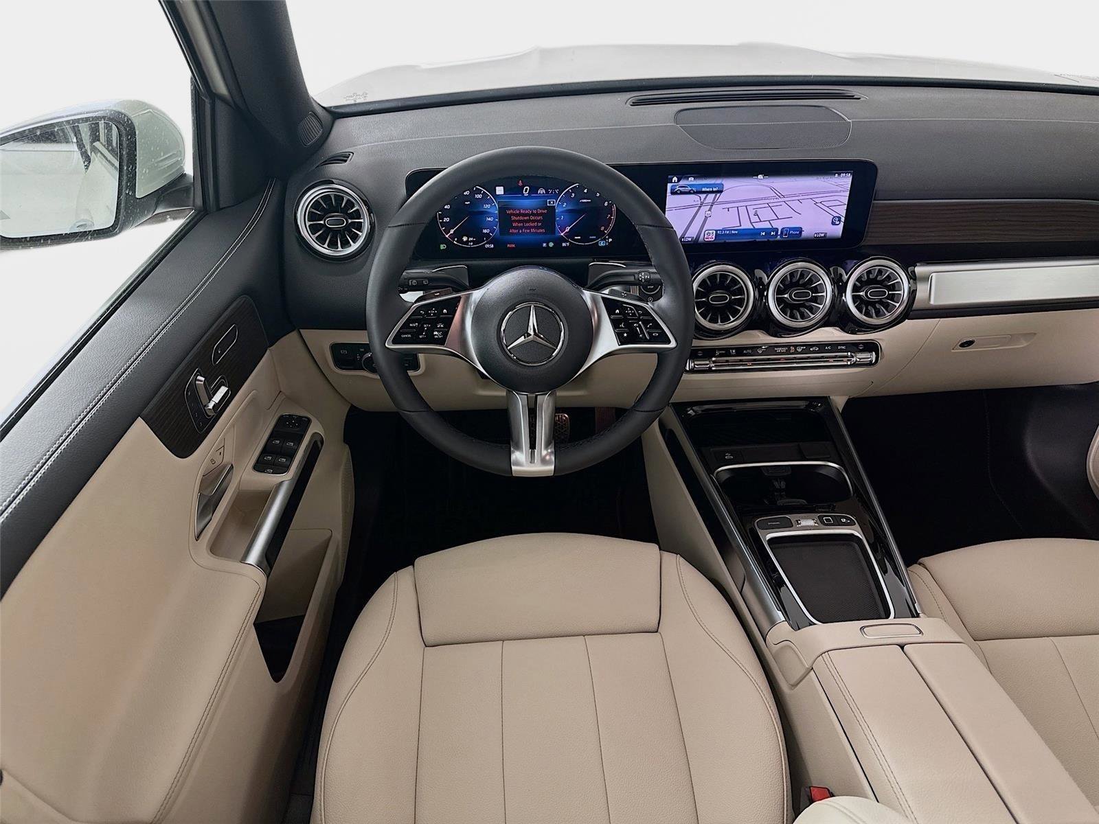 Certified 2025 Mercedes-Benz GLB 250 4MATIC image 29