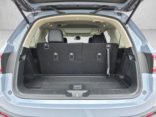 Used 2025 Honda Pilot Elite image 7