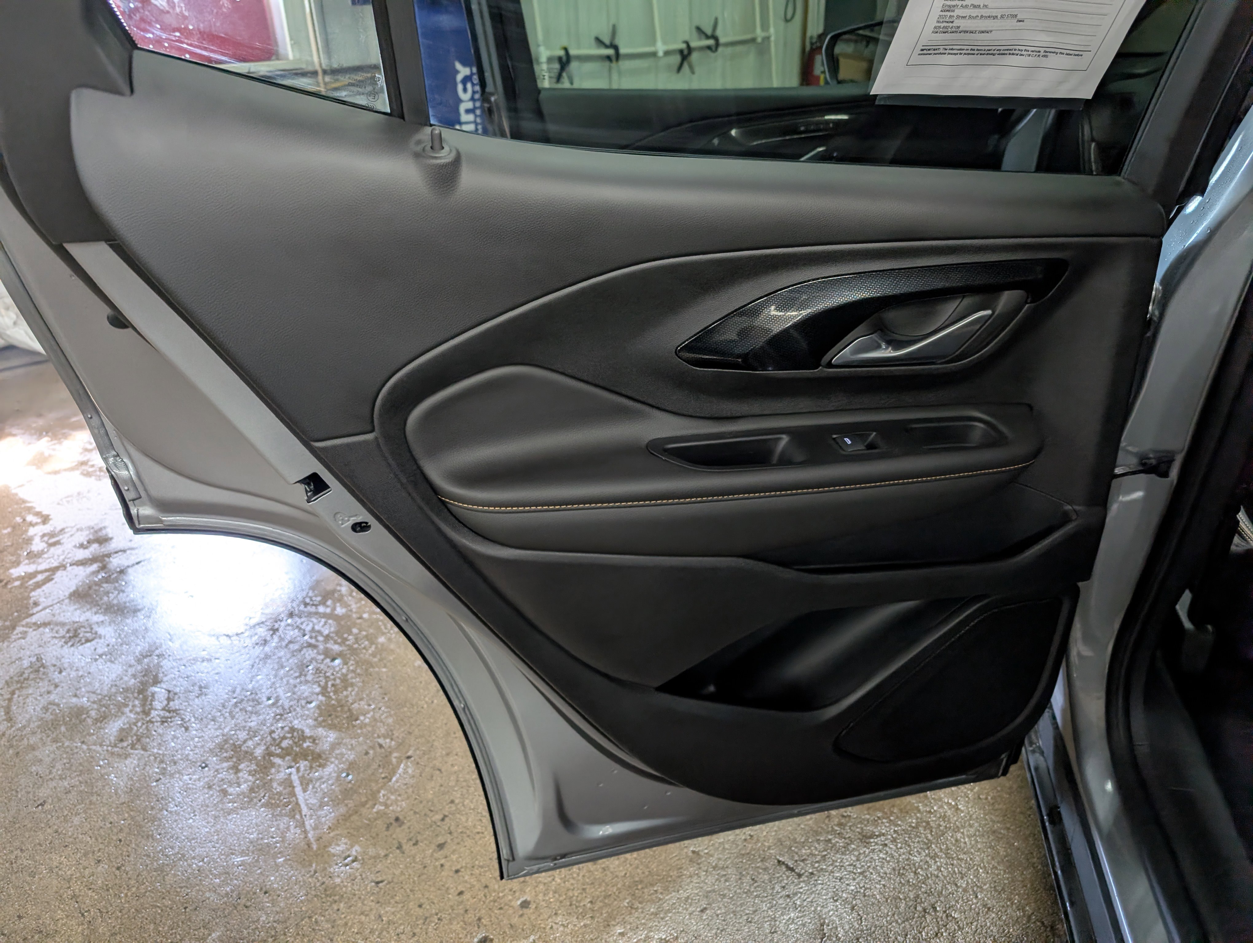 Used 2024 GMC Terrain AT4 w/ Tech Package AWD/4WD image 11