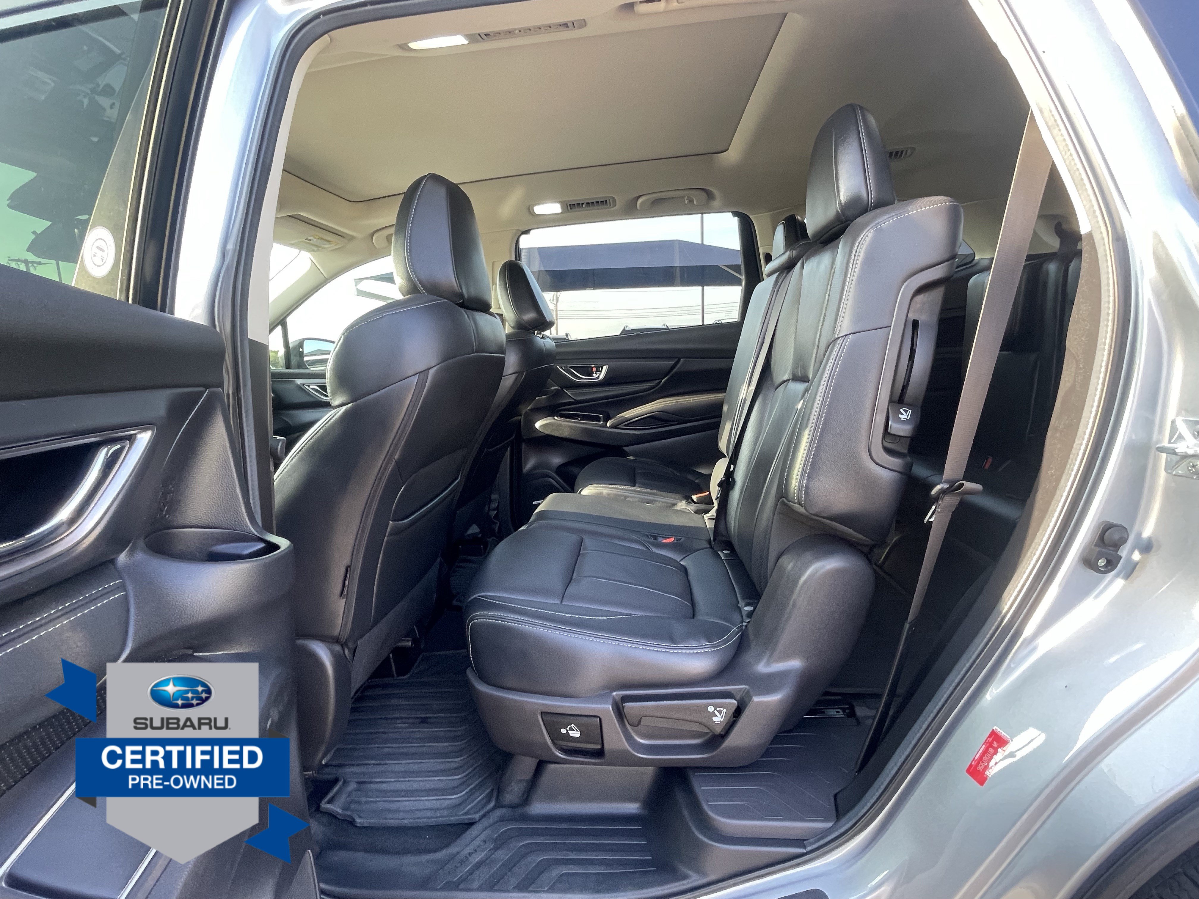 Used 2024 Subaru Ascent Limited w/ Technology Package AWD/4WD image 19