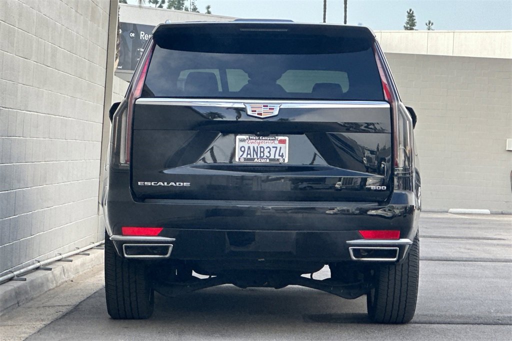 Used 2022 Cadillac Escalade Premium Luxury image 8