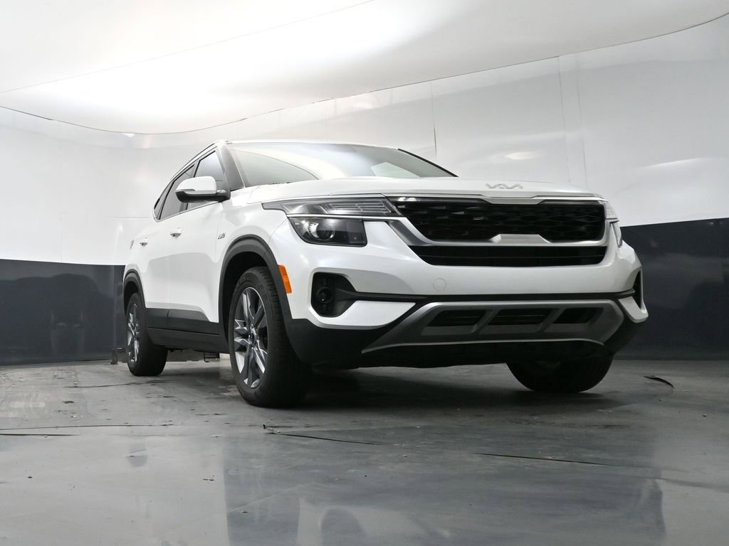 Used 2022 Kia Seltos S AWD/4WD image 25