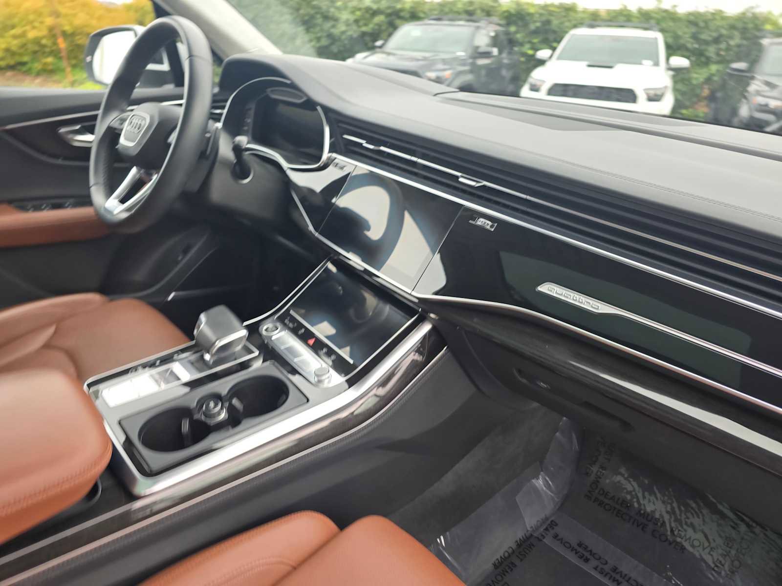 Used 2022 Audi Q7 3.0T Prestige w/ Prestige Package image 13