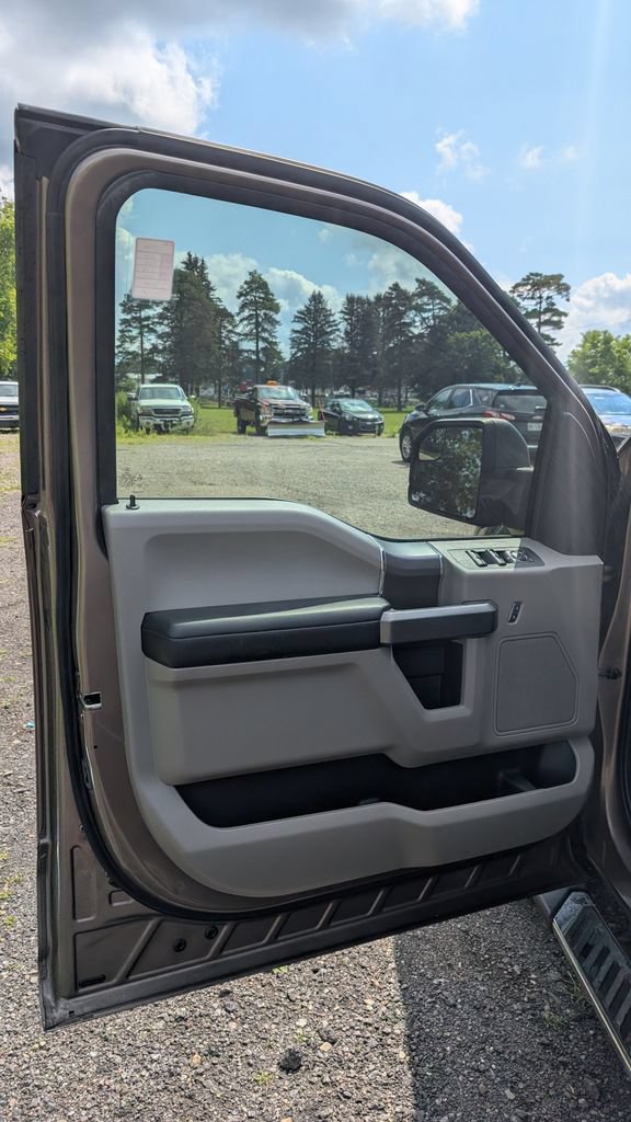 Used 2019 Ford F150 XLT w/ Equipment Group 301A Mid RWD image 5