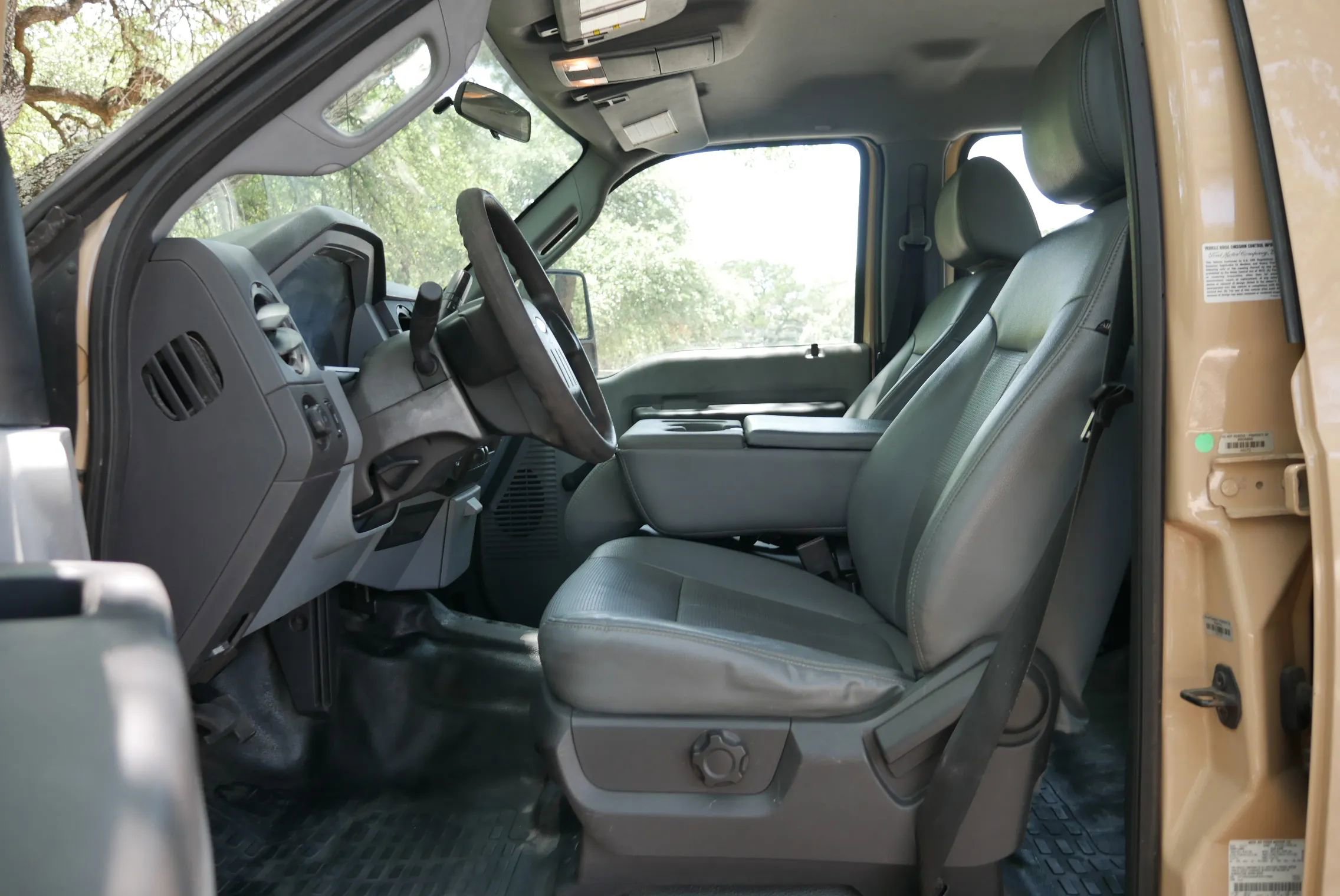 Used 2015 Ford F350 XL image 11
