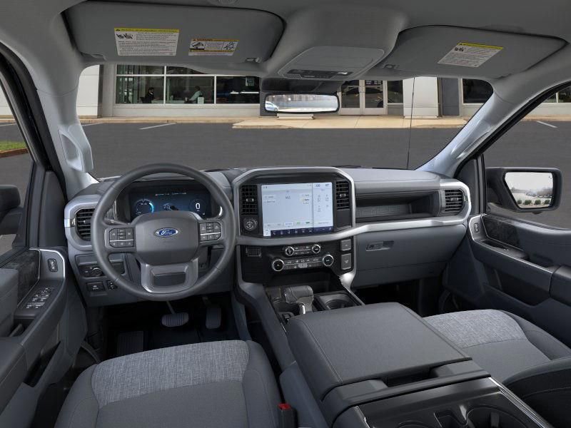 New 2025 Ford F150 Lightning XLT image 9