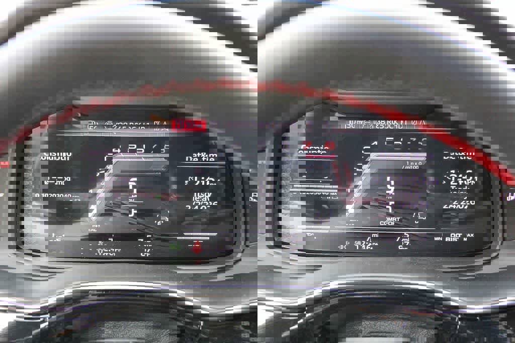 New 2026 Audi SQ8 Prestige image 24