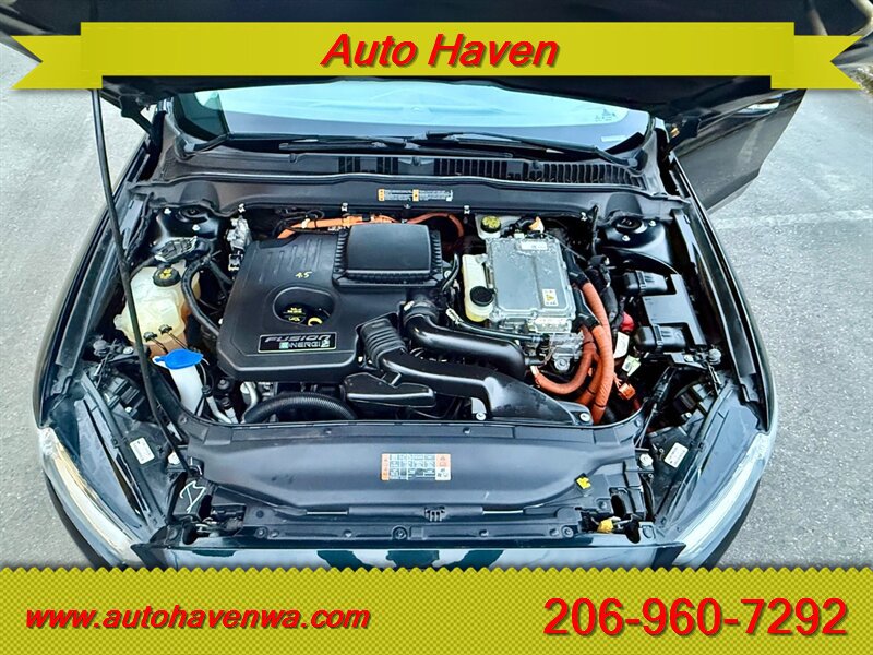 Used 2014 Ford Fusion Energi SE image 14