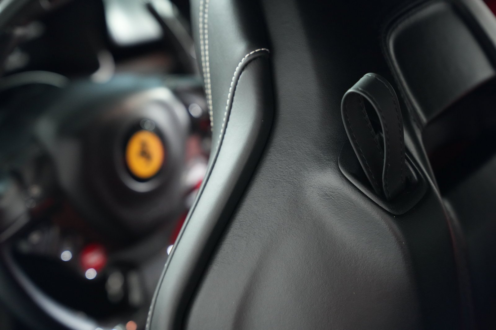 Used 2014 Ferrari F12 Berlinetta RWD image 39