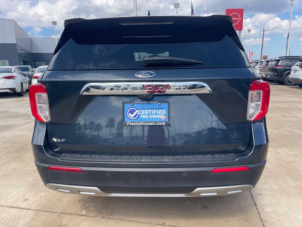 Used 2023 Ford Explorer XLT w/ Equipment Group 202A RWD image 8