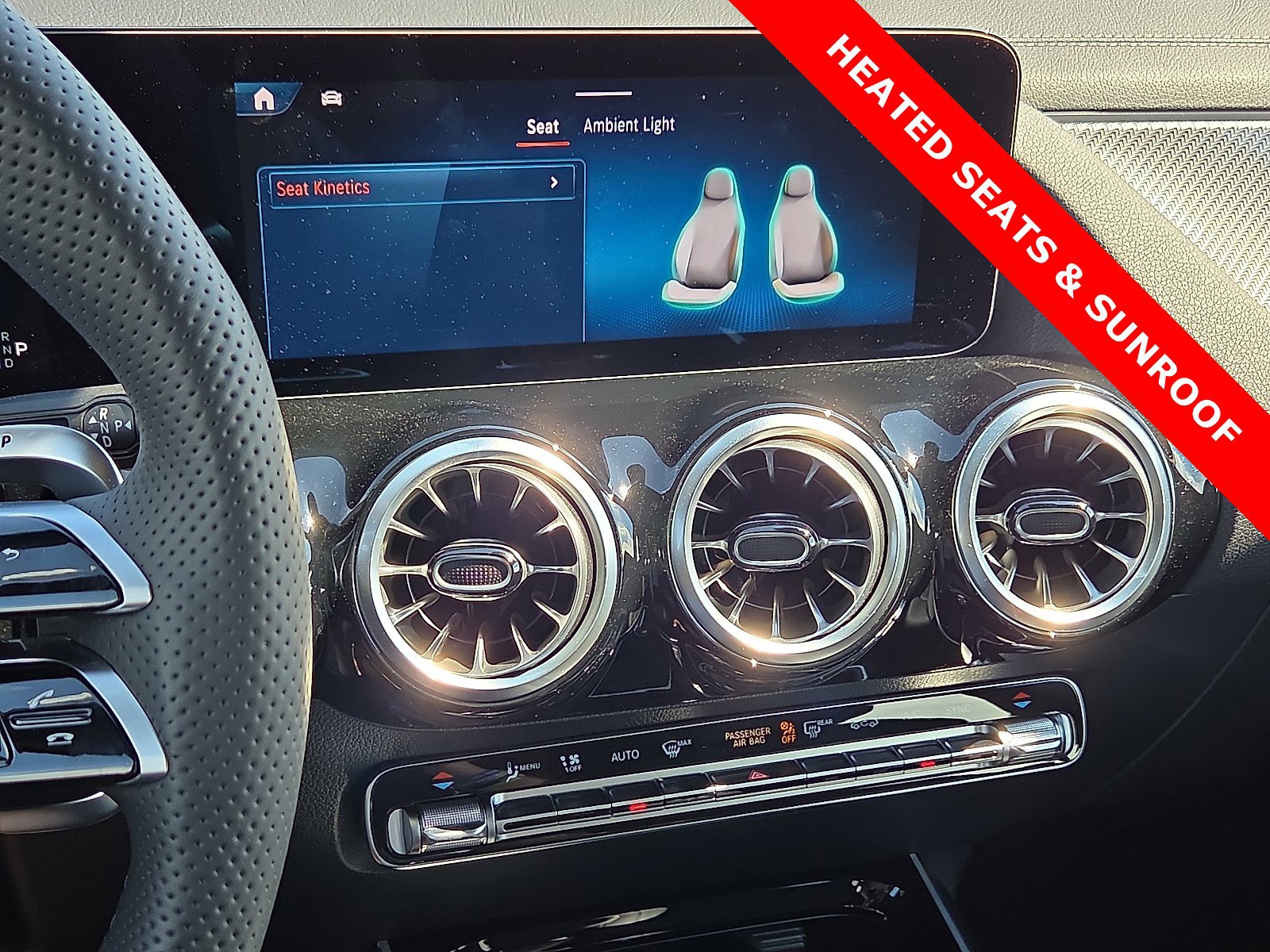Used 2025 Mercedes-Benz GLA 35 AMG 4MATIC image 19
