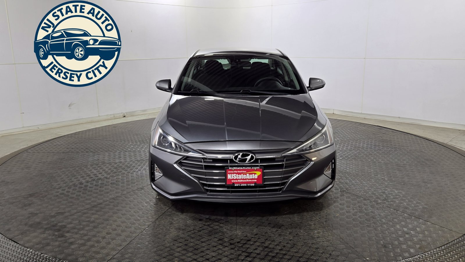Used 2019 Hyundai Elantra SEL w/ Cargo Package FWD image 2