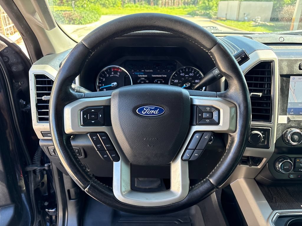 Used 2021 Ford F250 Lariat w/ Lariat Ultimate Package AWD/4WD image 16