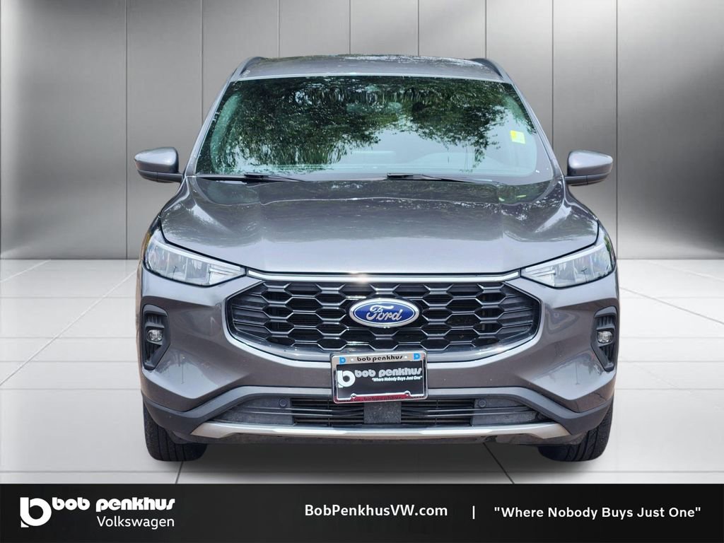 Used 2025 Ford Escape ST-Line Select AWD/4WD image 22