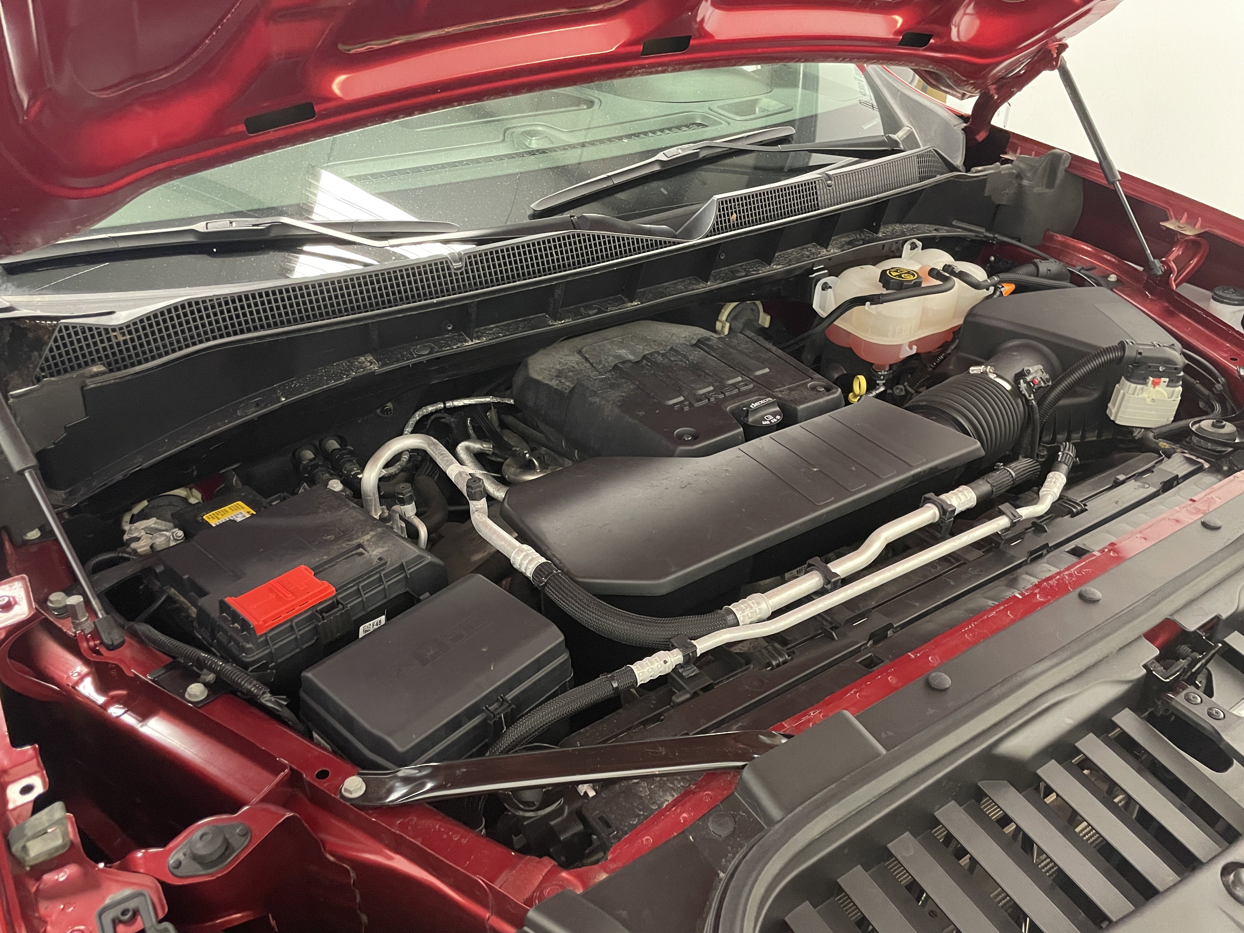 Used 2022 Chevrolet Silverado 1500 Custom w/ LPO, Blackout Package image 29