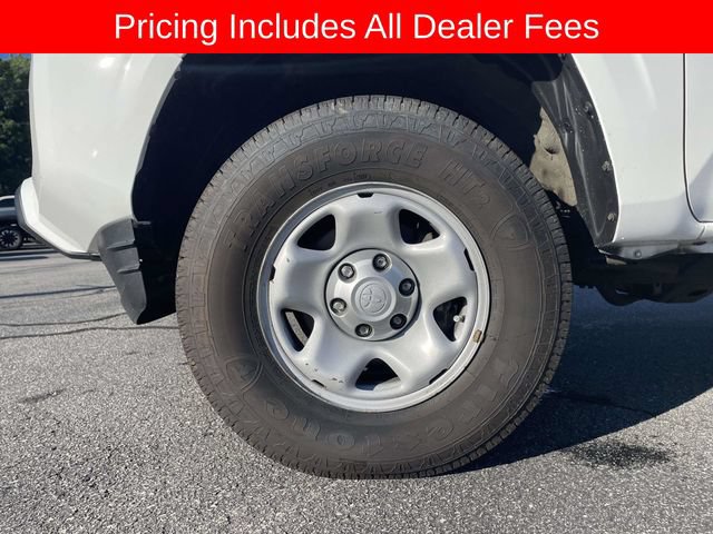 Used 2018 Toyota Tacoma SR AWD/4WD image 9