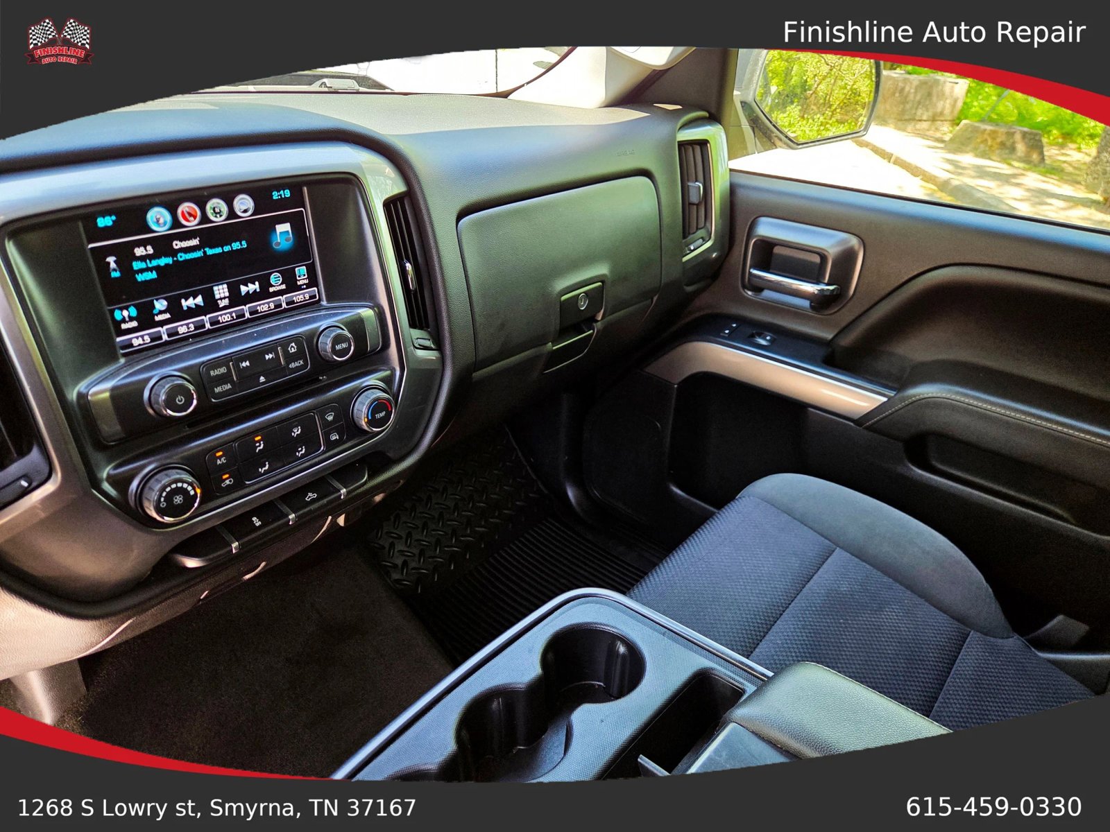 Used 2018 Chevrolet Silverado 1500 LT AWD/4WD image 11