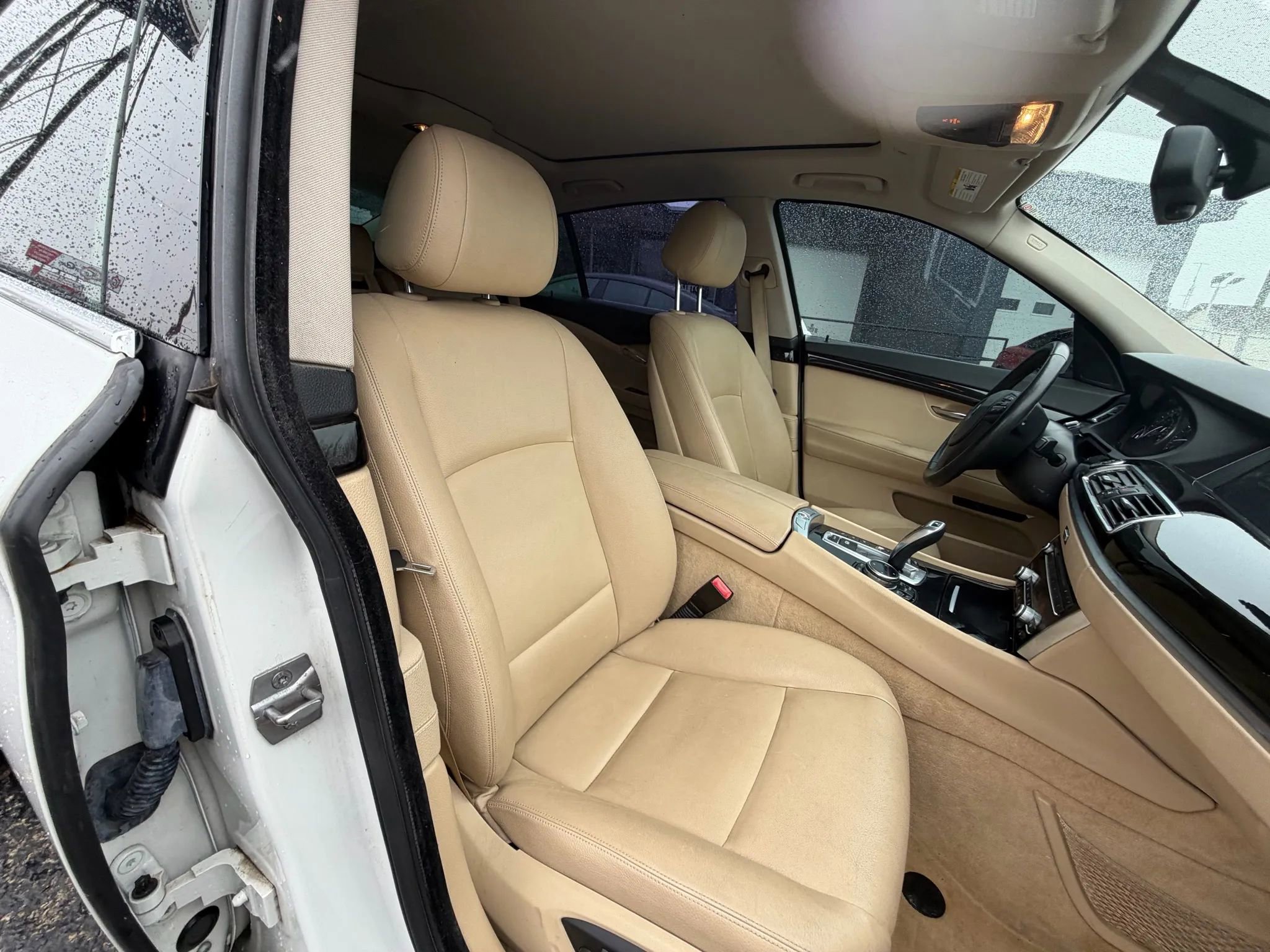 Used 2014 BMW 535i Gran Turismo xDrive image 14