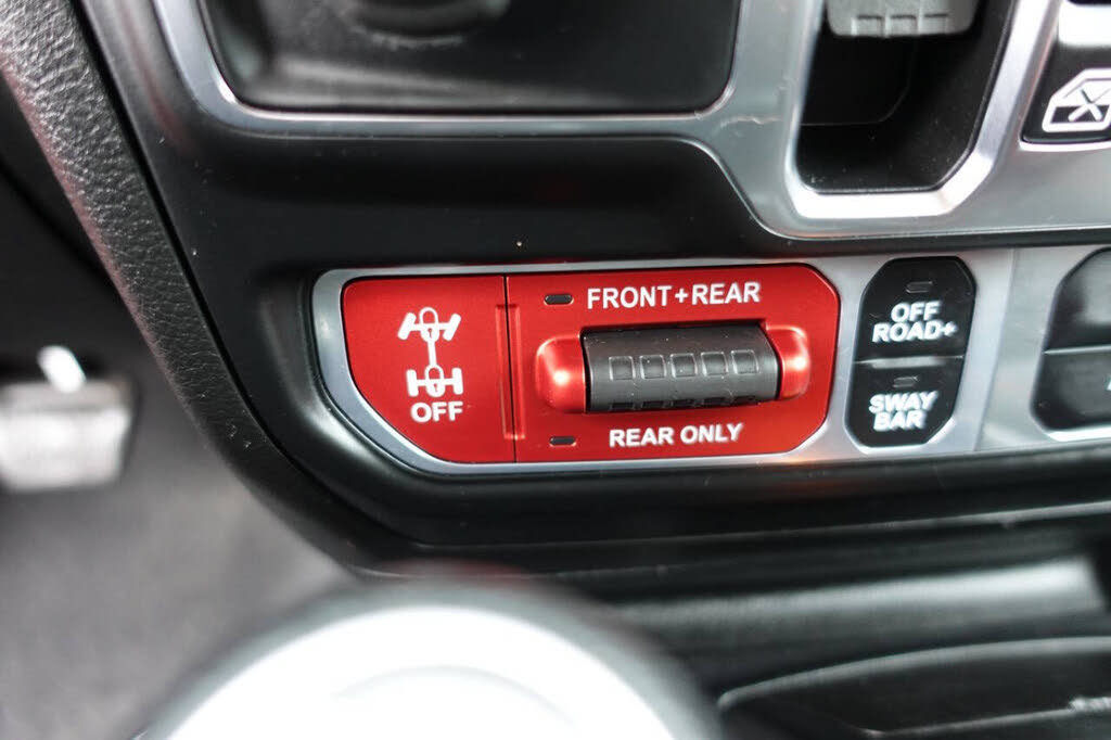 Used 2021 Jeep Wrangler Unlimited Rubicon w/ Dual Top Group AWD/4WD image 63