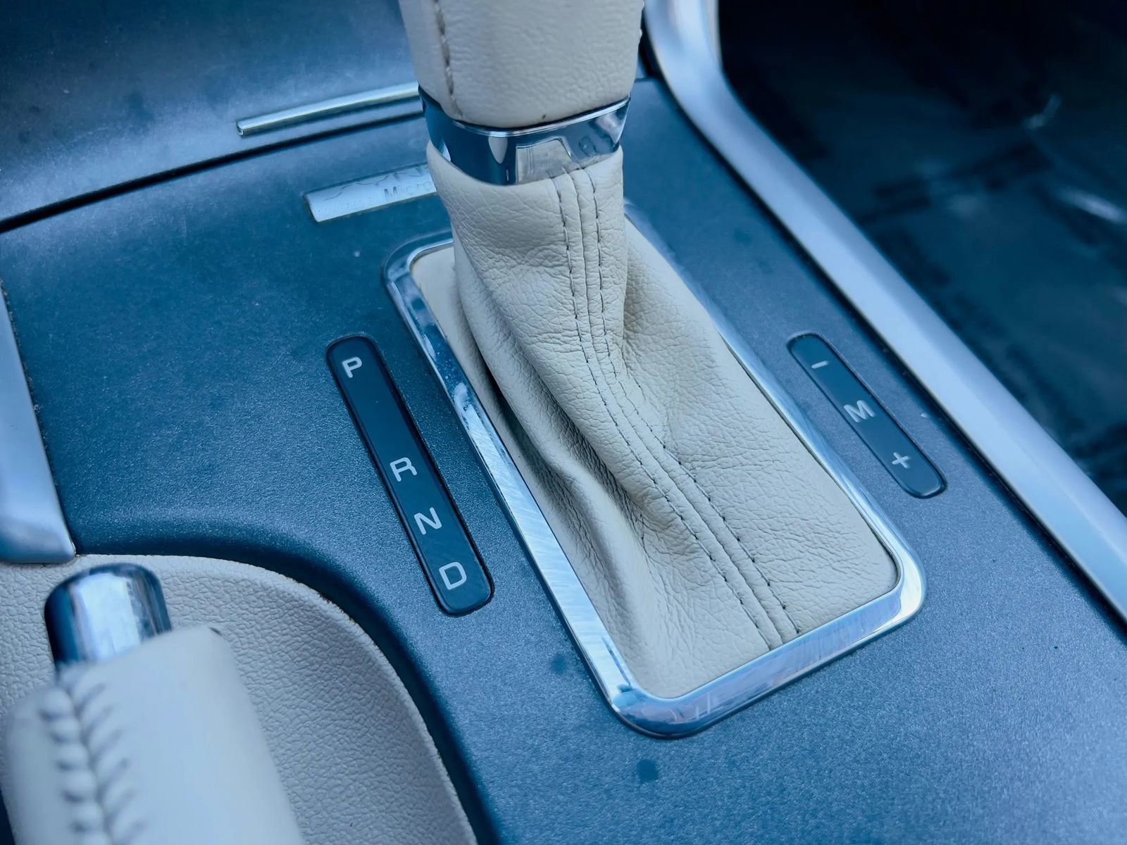 Used 2012 Lincoln MKZ AWD image 32