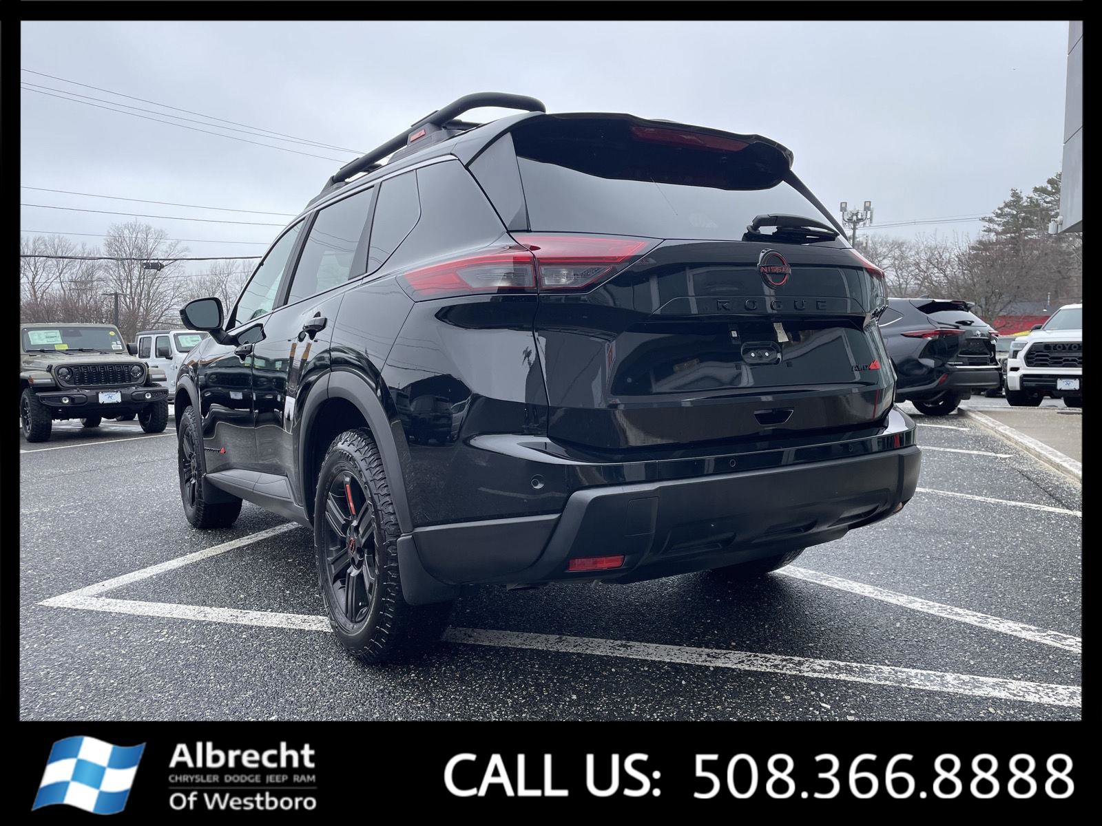 Used 2025 Nissan Rogue SV w/ Rock Creek Premium Package AWD/4WD image 3