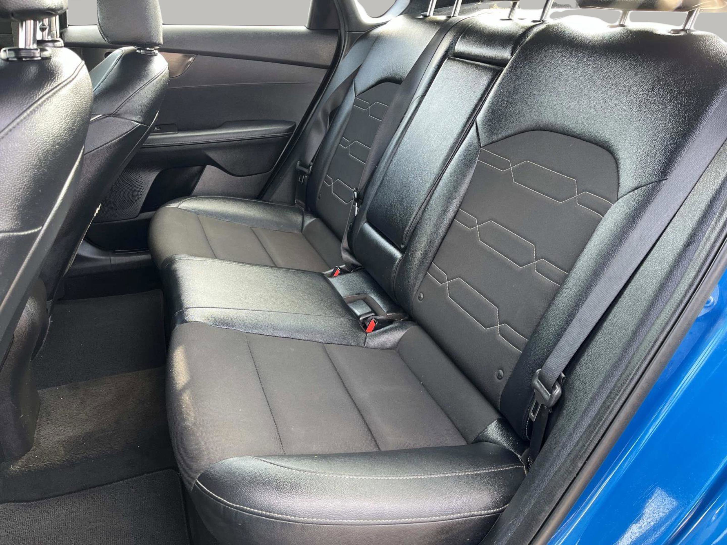 Used 2022 Kia Forte GT-Line image 16