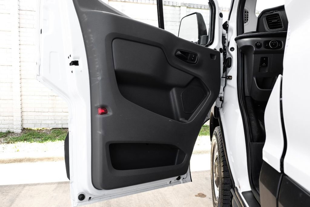 Used 2022 Ford Transit 250 Low Roof RWD image 38