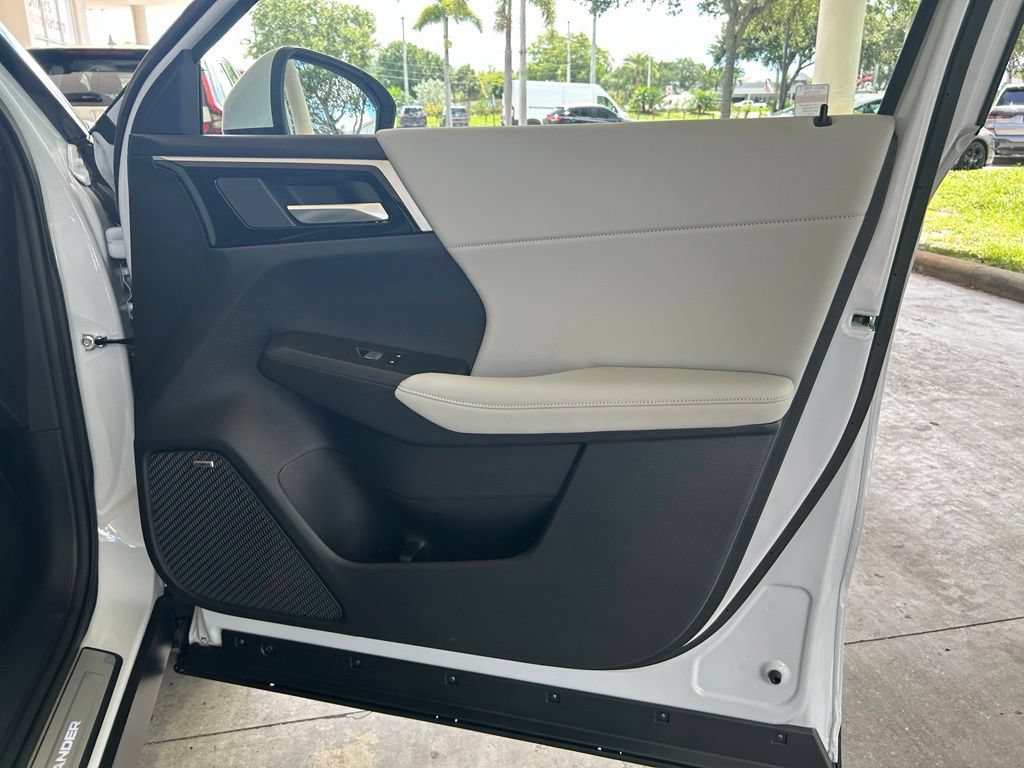 New 2026 Mitsubishi Outlander SE AWD/4WD image 27