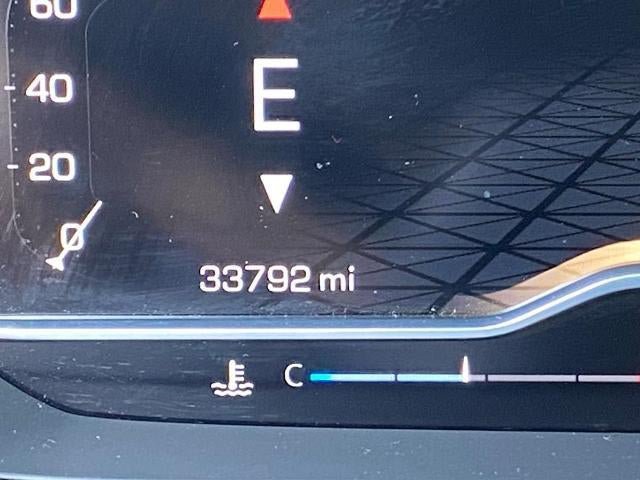 Used 2022 GMC Yukon Denali AWD/4WD image 16