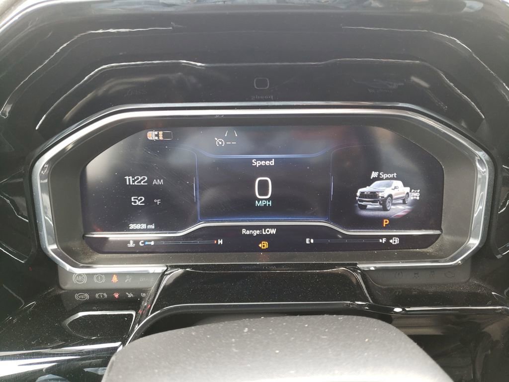 Used 2025 Chevrolet Silverado 1500 ZR2 w/ Technology Package image 16