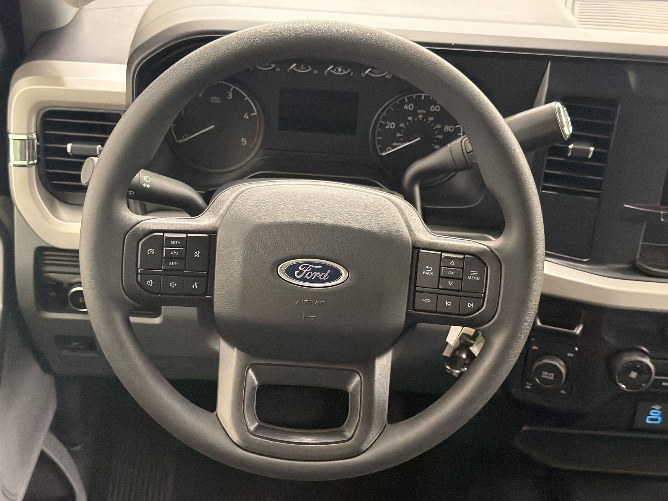 New 2026 Ford F250 XL w/ STX Appearance Package AWD/4WD image 15