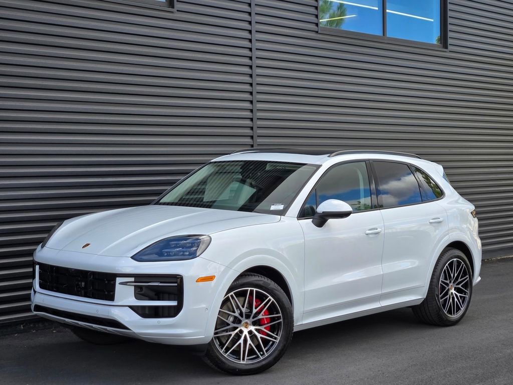 New 2026 Porsche Cayenne S image 1