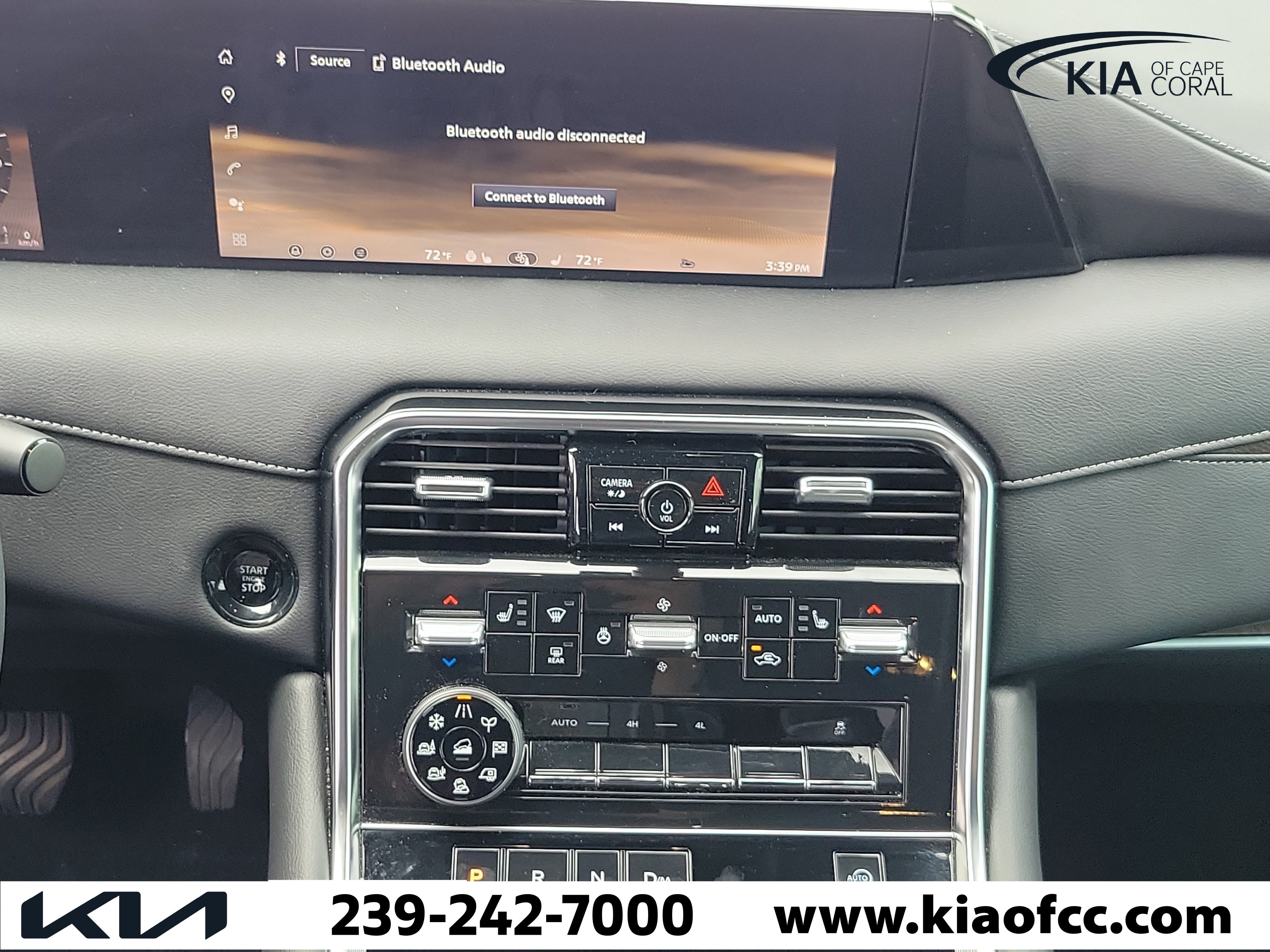 Used 2025 Nissan Armada SL AWD/4WD image 20
