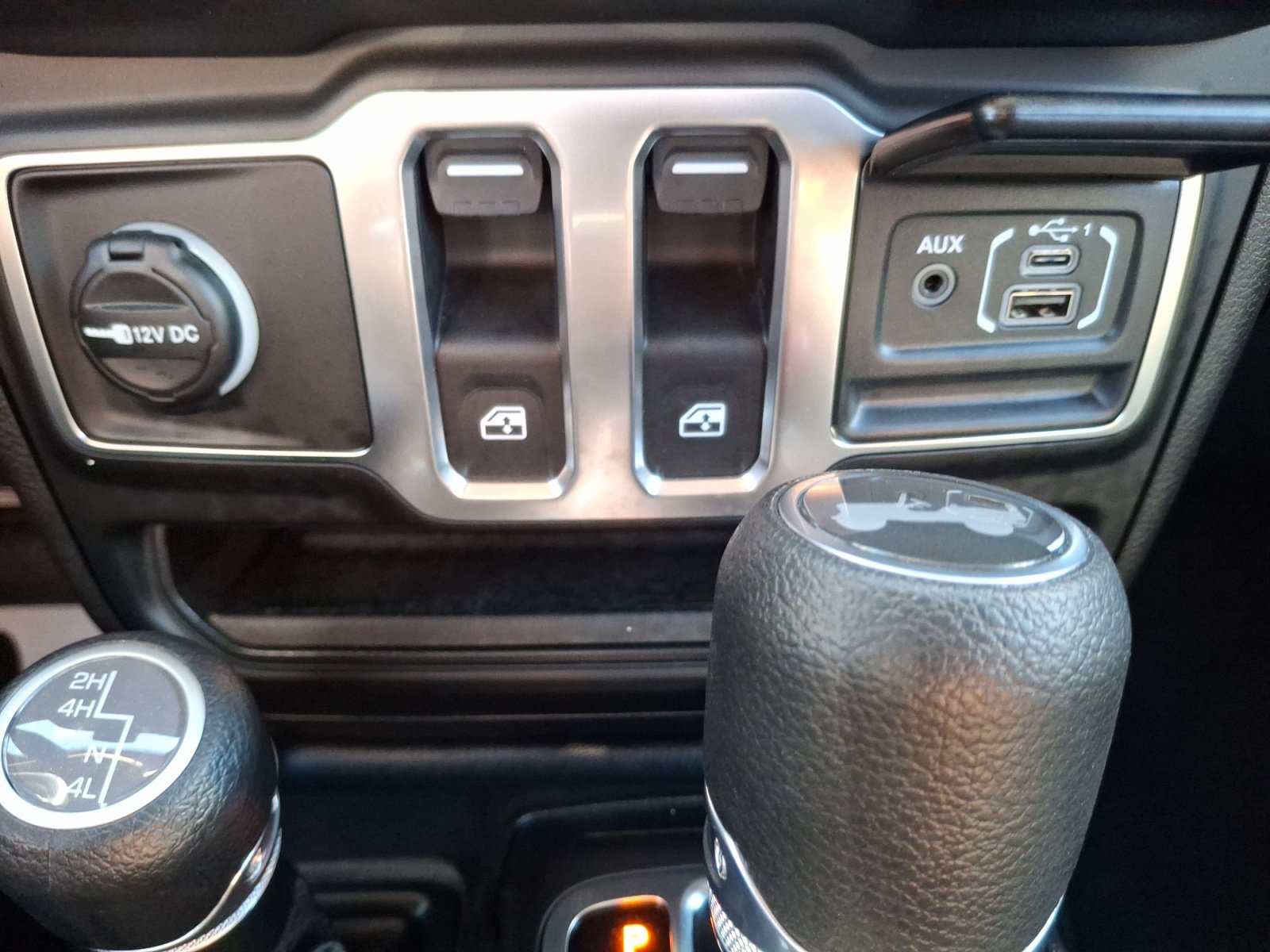 Used 2026 Jeep Wrangler Sport AWD/4WD image 31