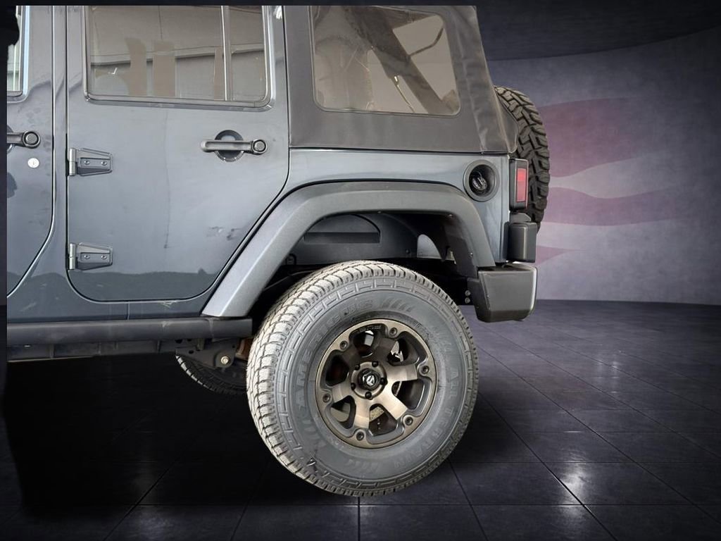 Used 2017 Jeep Wrangler Unlimited Willys image 3