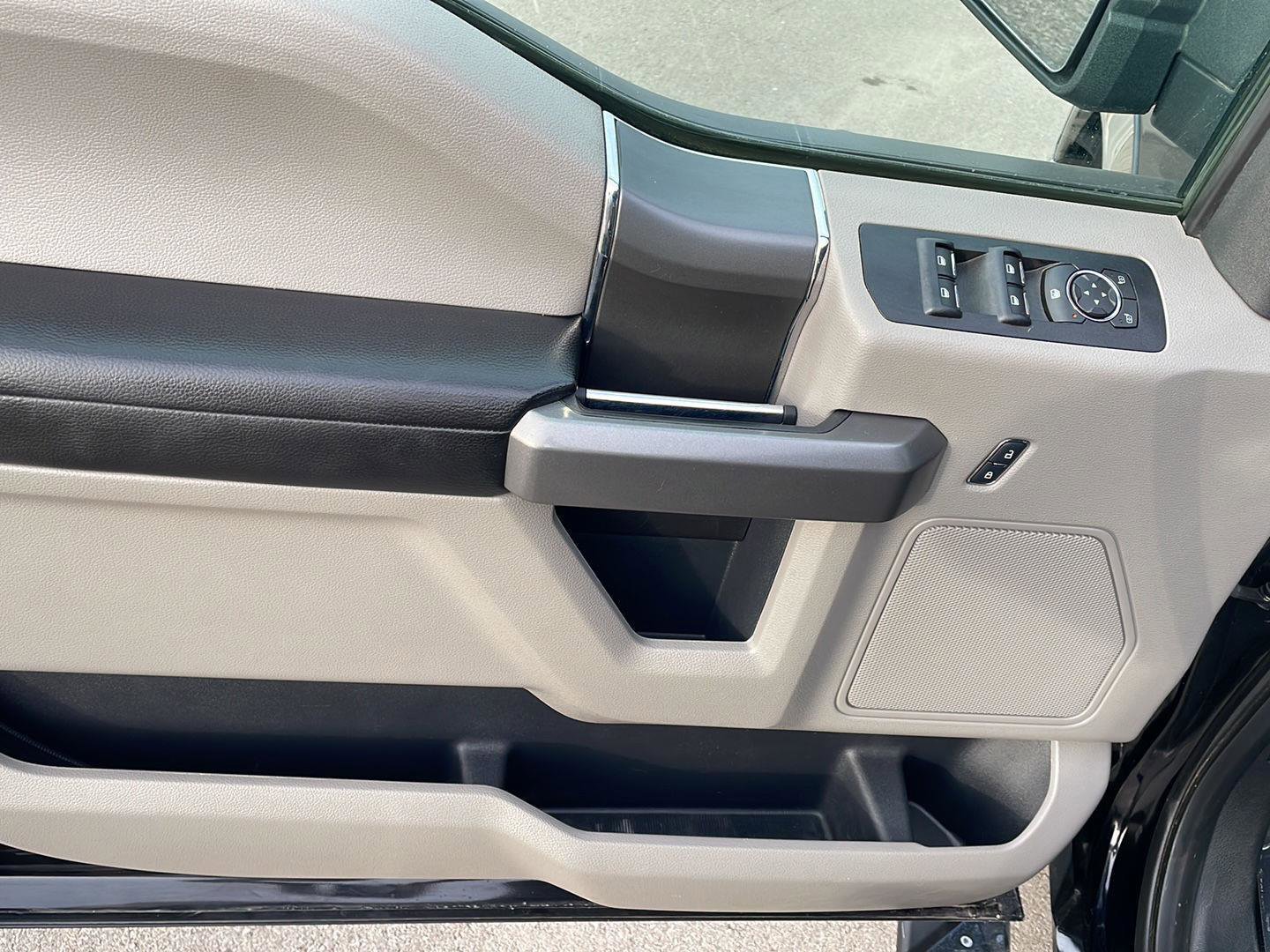 Used 2017 Ford F150 XLT w/ Equipment Group 301A Mid image 12