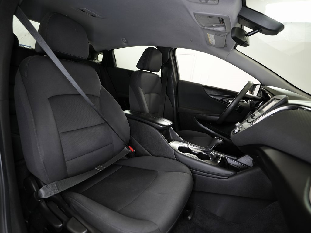 Used 2018 Chevrolet Malibu LT image 51