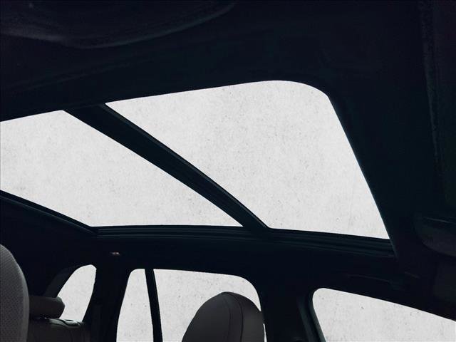 Used 2025 BMW X5 sDrive40i w/ Parking Assistance Package image 25