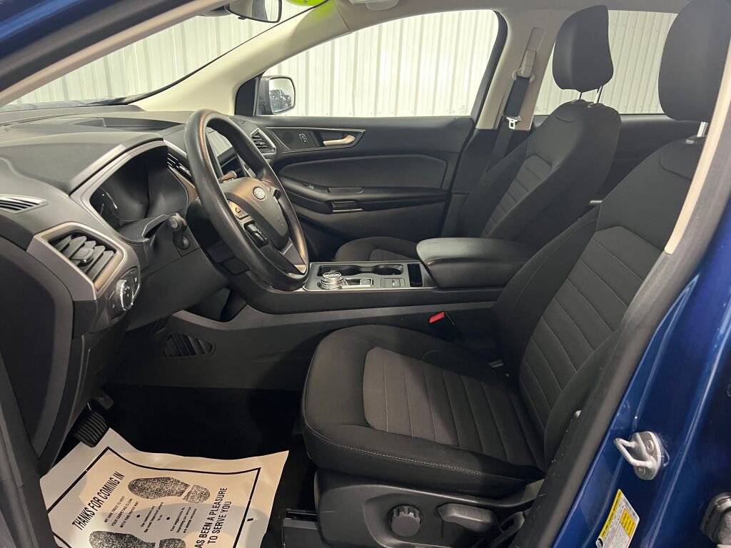 Used 2022 Ford Edge SE w/ Cargo Accessory Package image 5